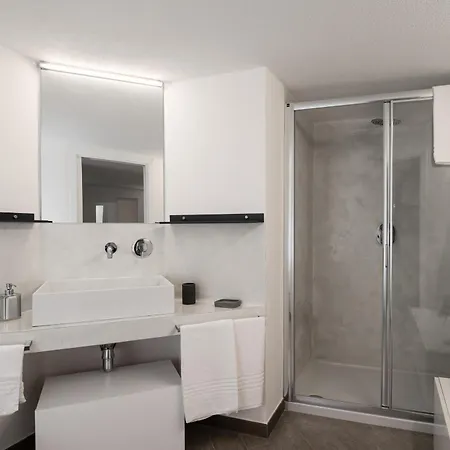 Wlofts 11, 12 & 14 By Klodge דירה אולביה